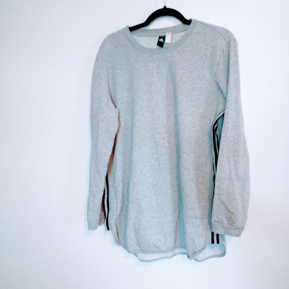 Adidas long top with long sleeves, oversized fit. Could be worn as a mini dress.